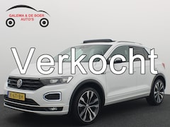 Volkswagen T-Roc - 1.5 TSI Sport Business R-LINE AUTOMAAT / PANORAMADAK / SFEER / KEYLESS / STOELVERW / FULL
