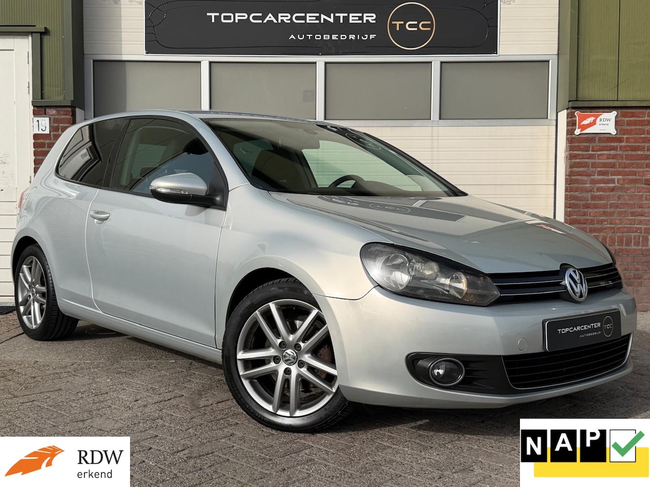 Volkswagen Golf - 1.4 TSI Highline/AIRCO/AUT/CARPLAY/APK/NAP - AutoWereld.nl