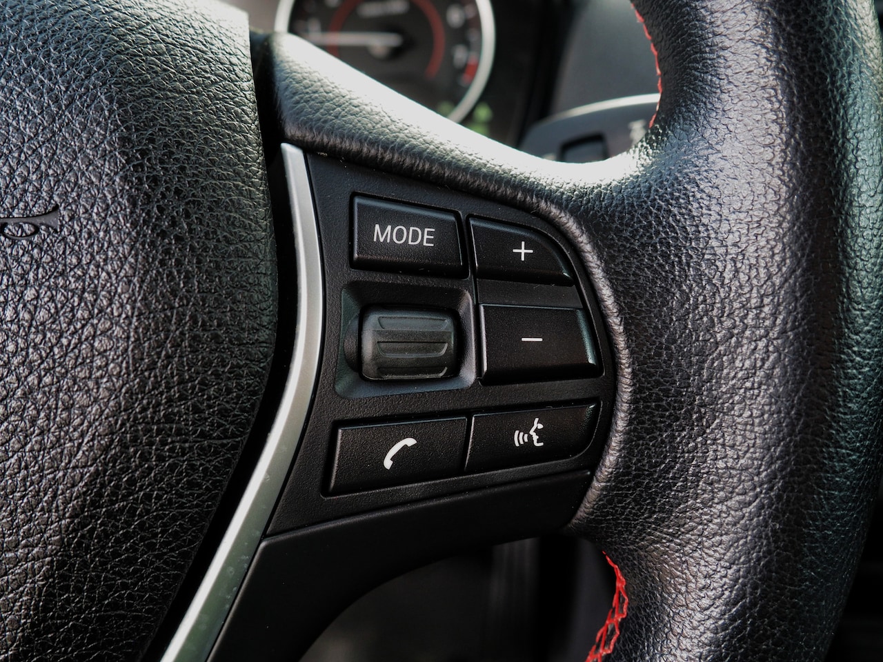 BMW 1-serie - 116I Executive XENON CLIMA PARKEER S. TREKH. CRUISE