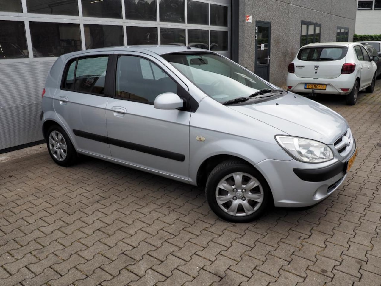 Hyundai Getz - 1.4i ActiveVersion AIRCO 5 DEURS ELEK. PAKKET - AutoWereld.nl