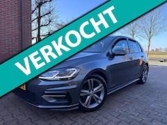 Volkswagen Golf - 1.0 TSI Highline Business R