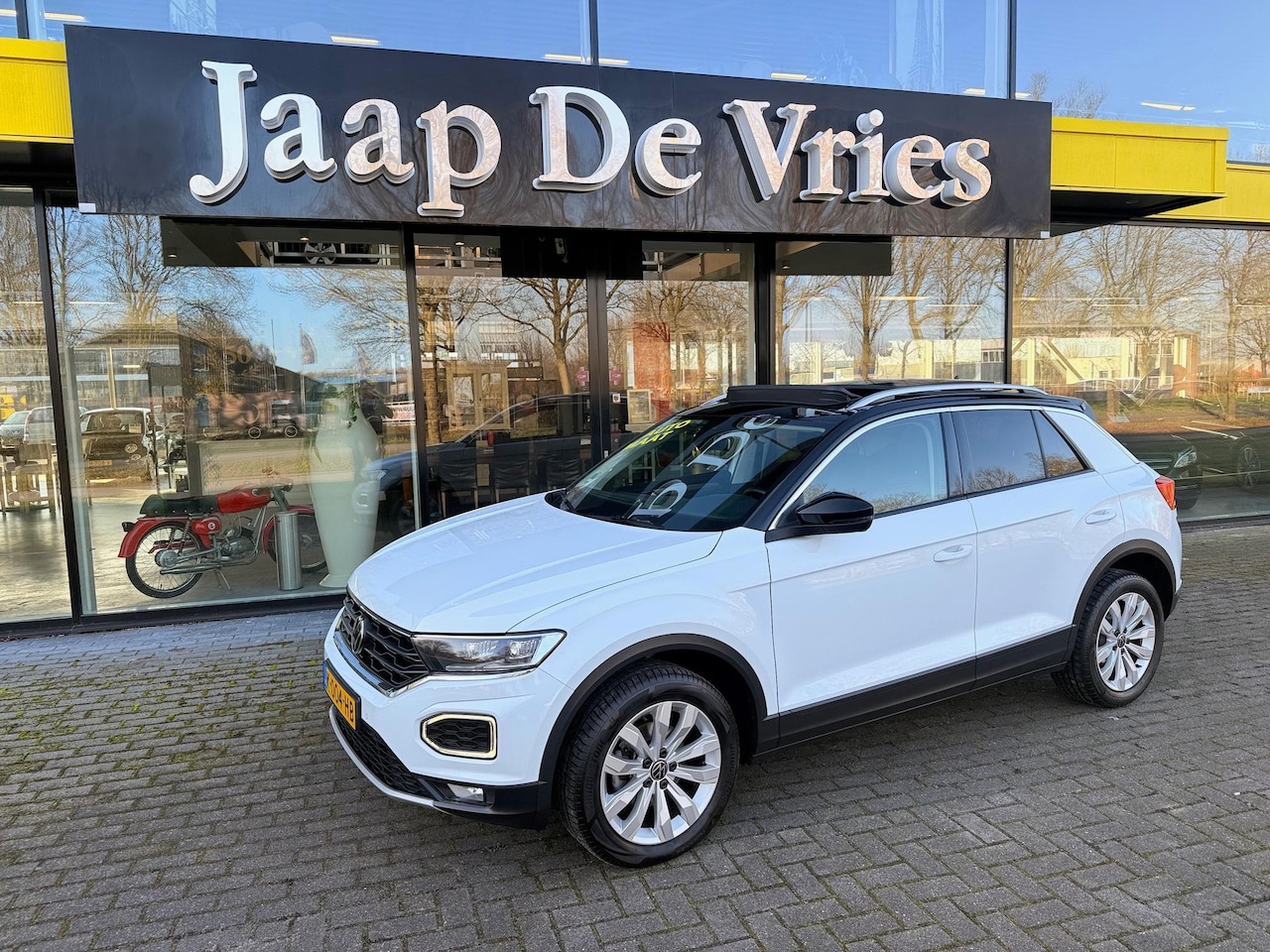 Volkswagen T-Roc - 1.5 TSI Style Business 1.5 TSI Style Business - AutoWereld.nl