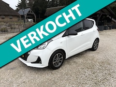 Hyundai i10 - 1.0i 67pk YES Stoelverwarming, Bluetooth, LED