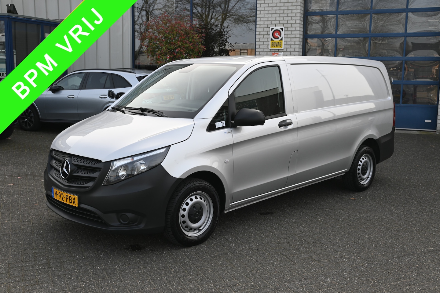 Mercedes-Benz Vito - 114 CDI L2 Camera, Trekhaak, Achterdeuren - AutoWereld.nl