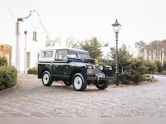 Land Rover 88 - Series II