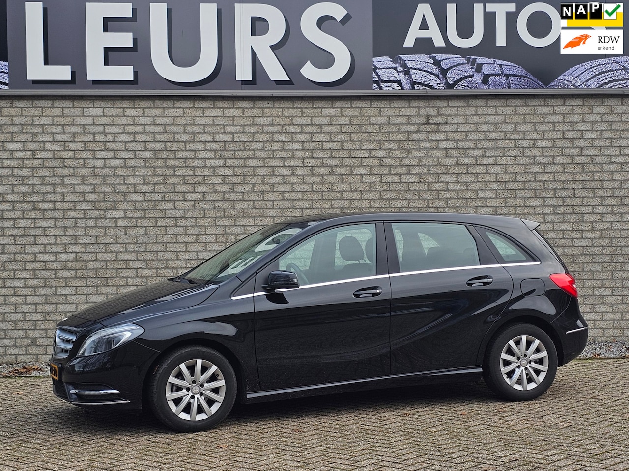 Mercedes-Benz B-klasse - 180 Ambition Trekhaak/Ccr/Pdc - AutoWereld.nl