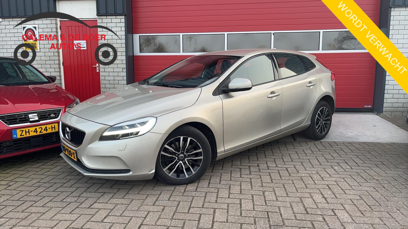 Volvo V40 - 2.0 T2 Nordic+ STANDKACHEL / STOELVERW / FULL LED / NAVI / CLIMA / PDC / BLUETOOTH / CRUIS - AutoWereld.nl