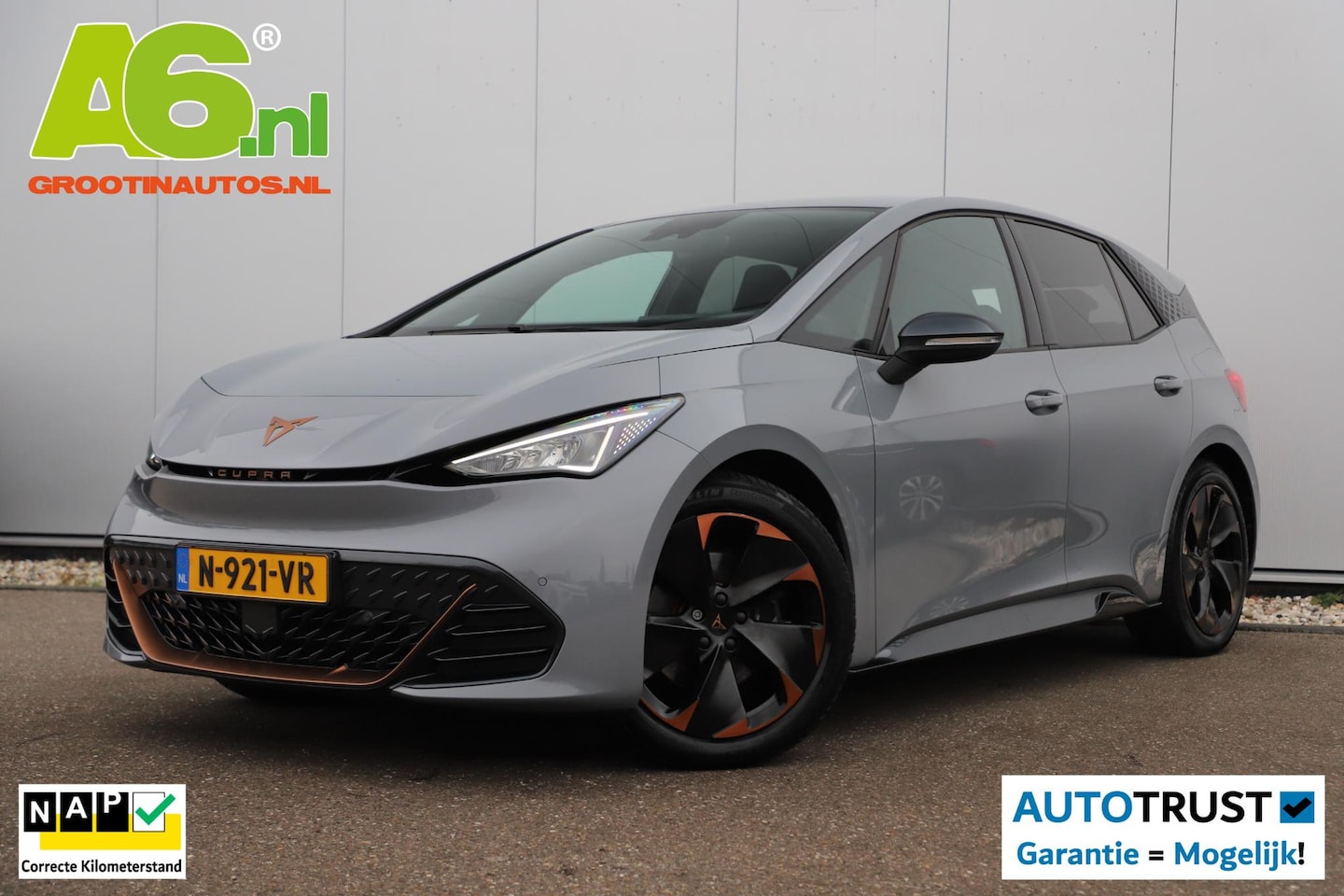 CUPRA Born - Performance One 62 kWh All-Season Banden Carplay Android Navigatie Achteruitrijcamera Sfee - AutoWereld.nl