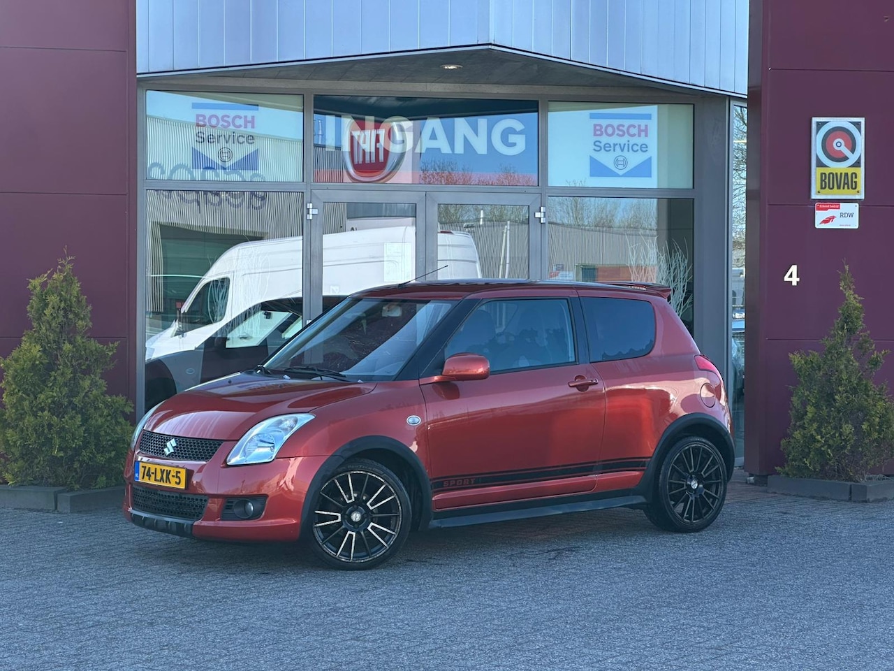 Suzuki Swift - 1.3 Cool | Lees beschrijving - AutoWereld.nl