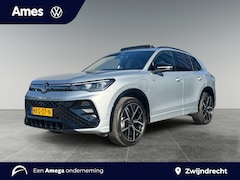 Volkswagen Tiguan - 1.5 204pk eHybrid R-Line Edition Black Style Pakket | Panoramaschuif-kanteldak | Parkeeras