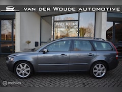 Volvo V50 - 2.4 Momentum '05 Automaat|Clima|Cruise|Leder|NAP