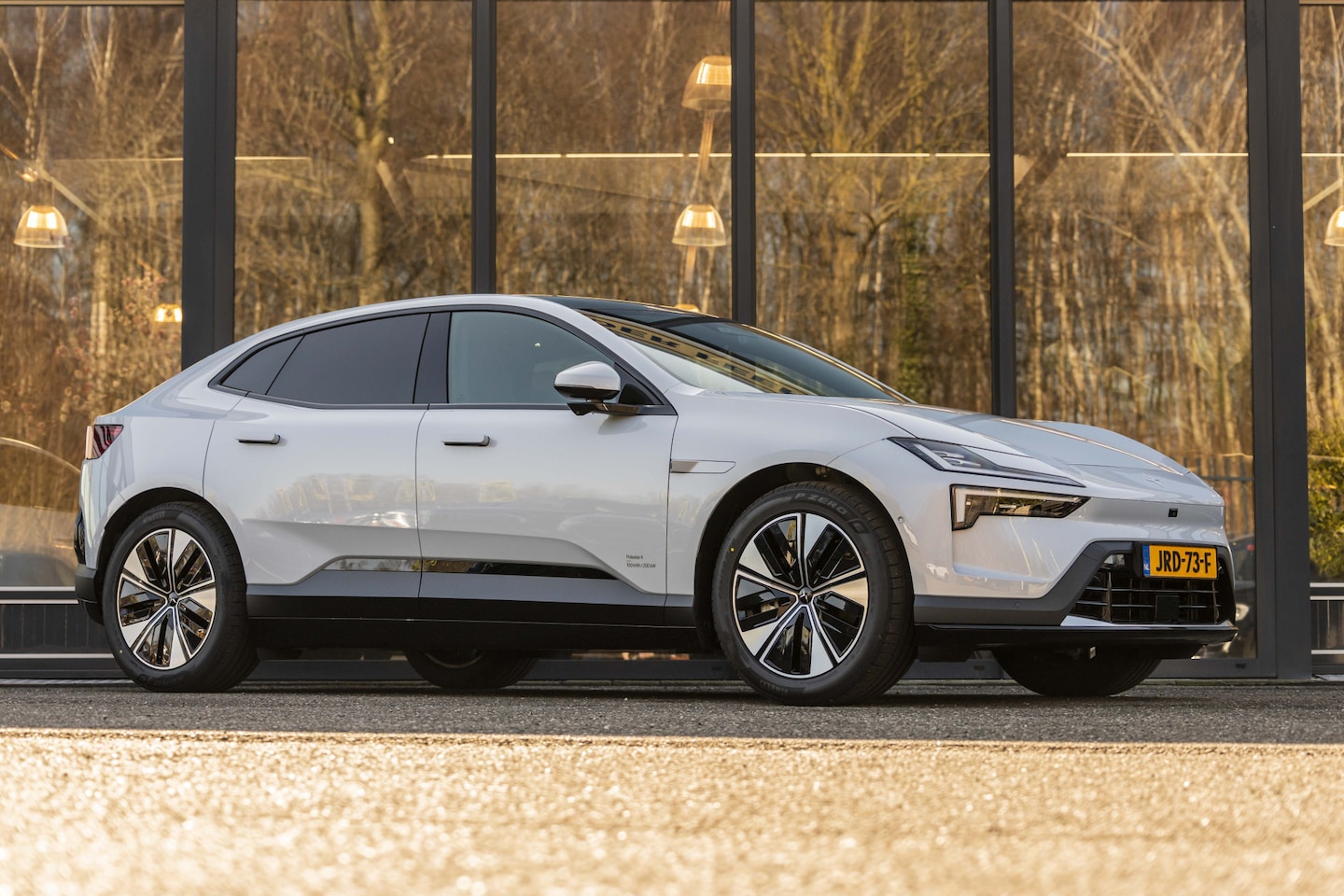 Polestar 4 - Long Range Single motor Plus 100 kWh Long Range Single motor Plus 100 kWh - AutoWereld.nl