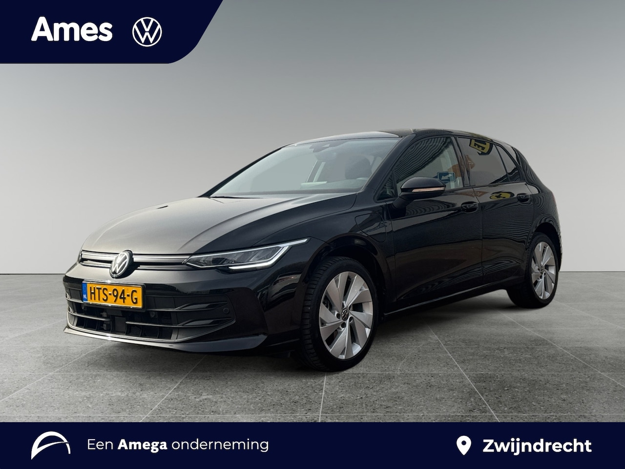 Volkswagen Golf - 1.5 204pk eHybrid Life Edition Zijruiten achter en achterruit getint | Navigatie 'Discover - AutoWereld.nl