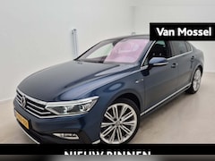 Volkswagen Passat - 1.5 TSI R-Line | 150 PK | Automaat | Leder | Trekhaak | Digital Cockpit PRO | Navigatie PR