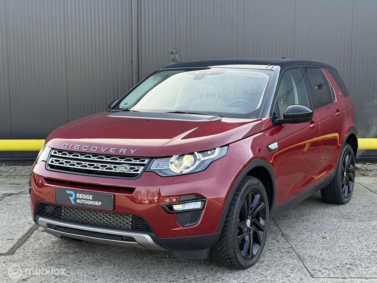 Land Rover Discovery Sport - 2.0 Si4 4WD HSE Luxury Black - AutoWereld.nl
