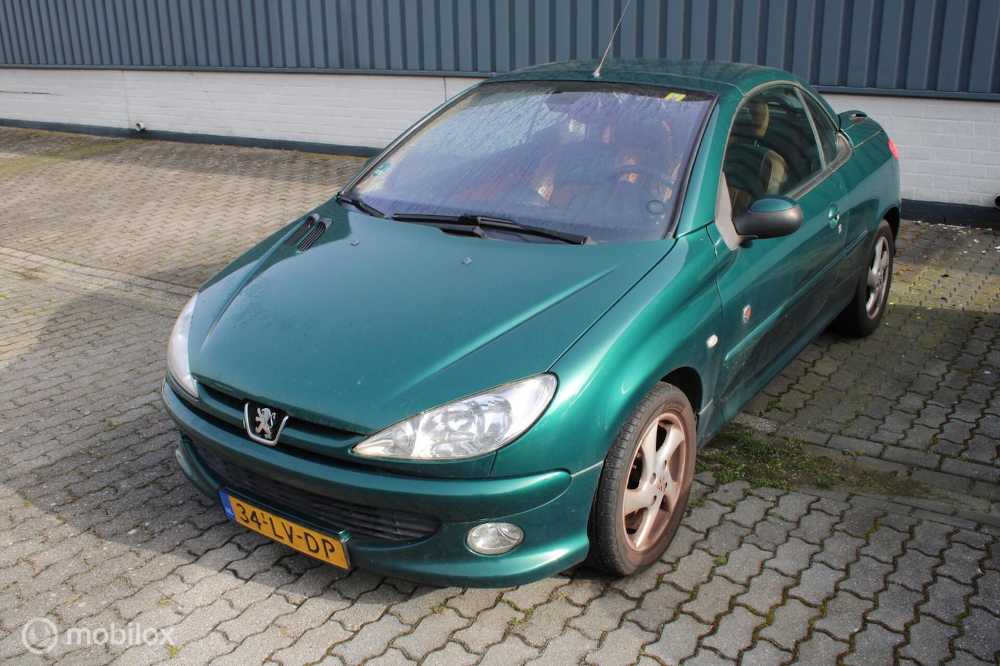 Peugeot 206 CC - 1.6-16V Roland Garros 1.6-16V Roland Garros - AutoWereld.nl