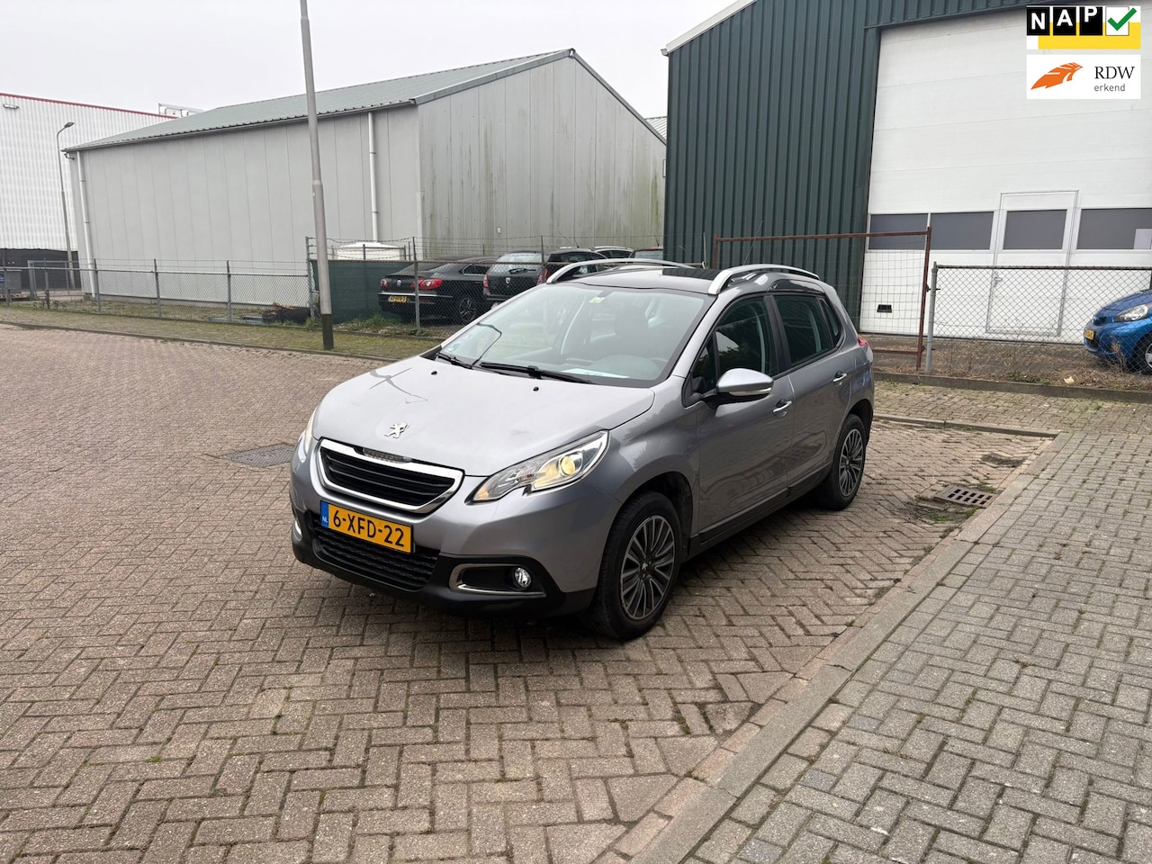 Peugeot 2008 - 1.2 VTi Active Pack Premium Navi Airco Cruise Pano 1e Eigenaar - AutoWereld.nl