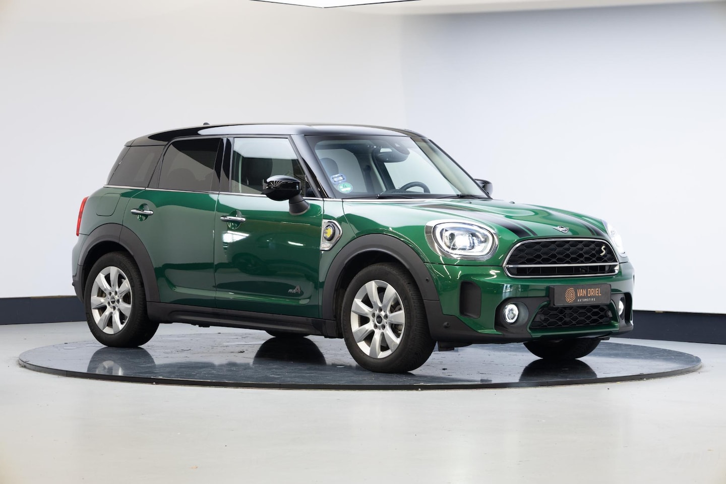 MINI Countryman - Mini 1.5 Cooper S E ALL4 | Pano | Stoelverwarming | Carplay - AutoWereld.nl