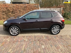 Nissan Qashqai - 2.0 Tekna 4WD panodak, camera, navi, leder, winter wielenset,