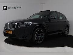 BMW X3 - XDrive30e Business Edition Plus M-Sport ( SOH 92%, PANORAMADAK, TREKHAAK, SFEERVERLICHTING