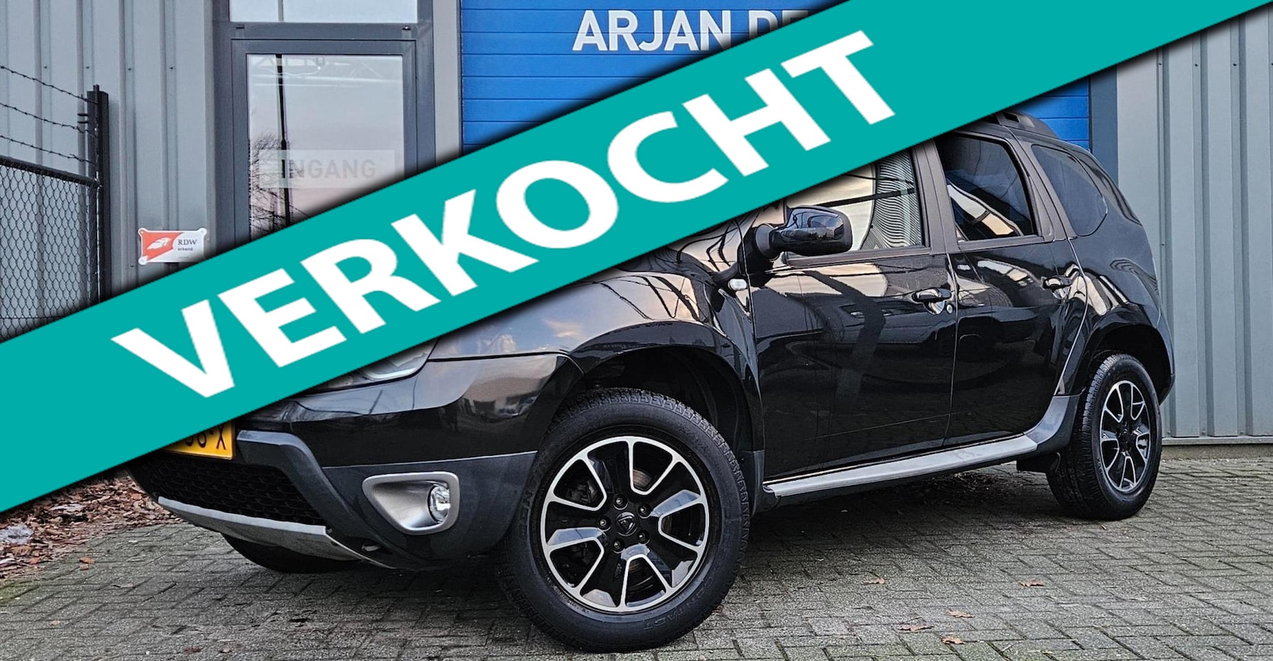 Dacia Duster - 1.2 TCe 4x2 Blackshadow Navi Cruise Leder Trekhaak NAP! - AutoWereld.nl