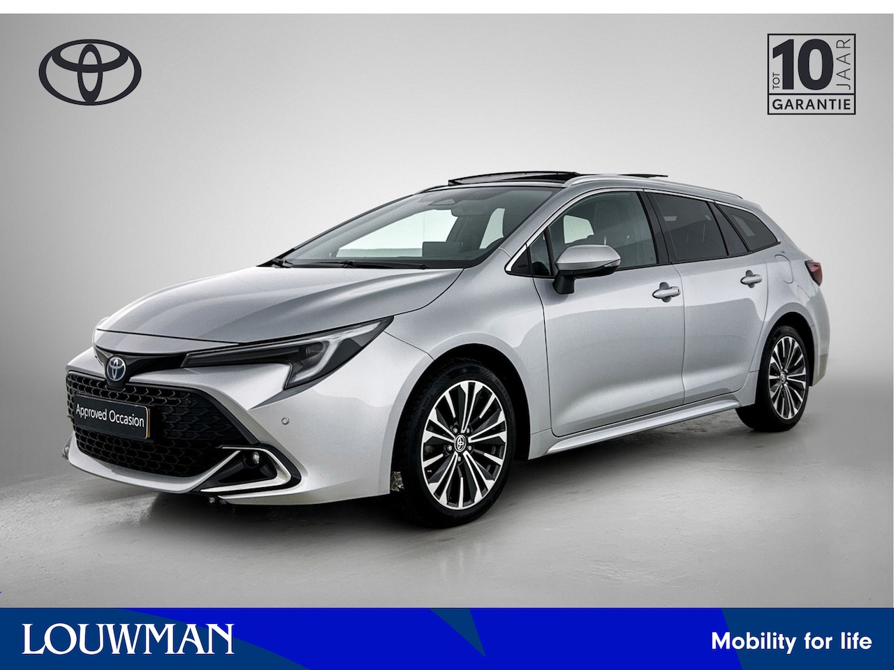 Toyota Corolla Touring Sports - Hybrid 140 Business Plus | NL dealeronderhouden | Panoramisch glazen dak | Halflederen int - AutoWereld.nl