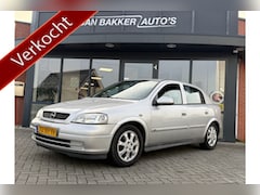Opel Astra - 1.6 Njoy Rijdt perfect, voorruit stuk