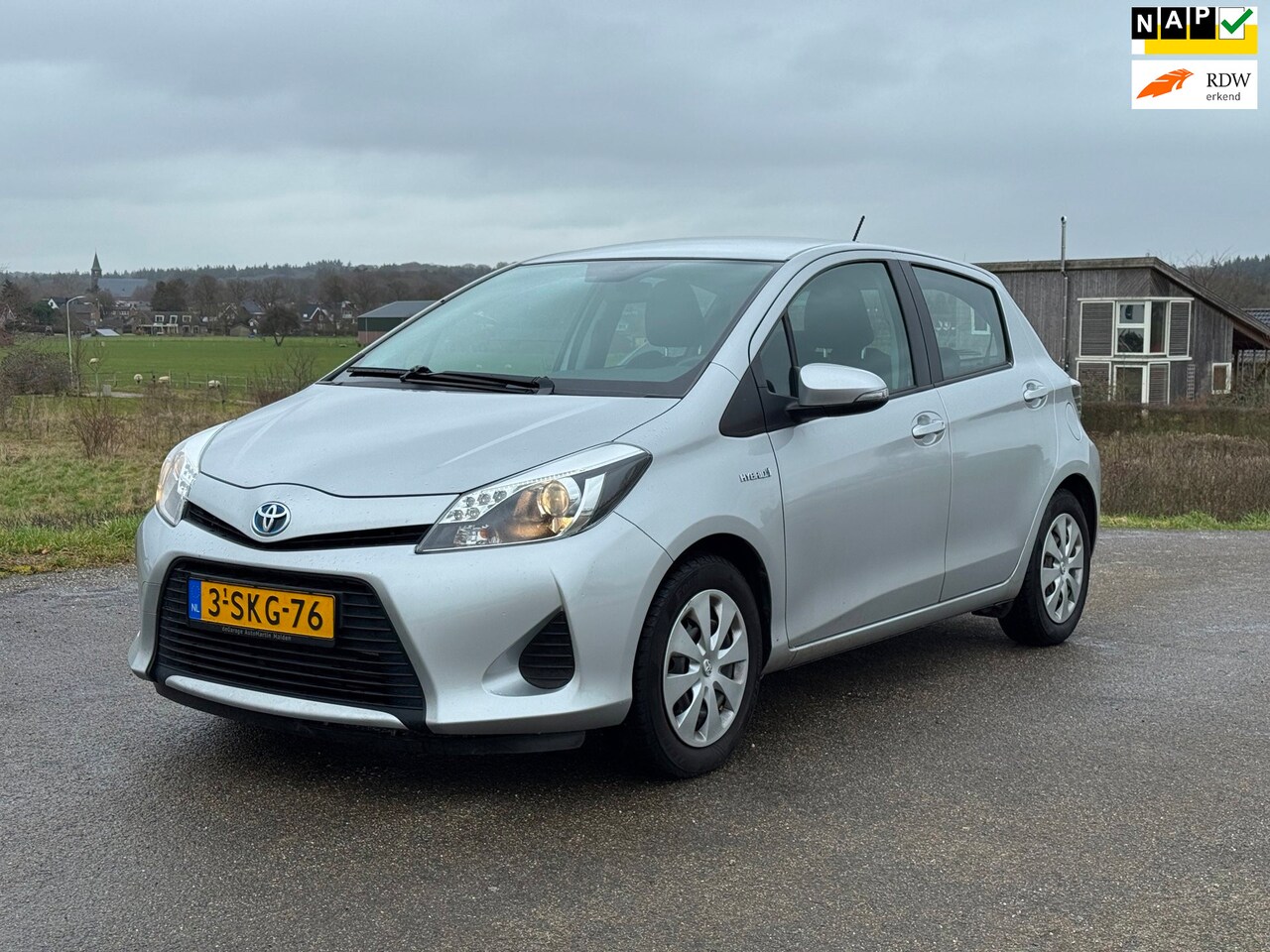 Toyota Yaris - 1.5 Full Hybrid Aspiration 1.5 Full Hybrid Aspiration - AutoWereld.nl
