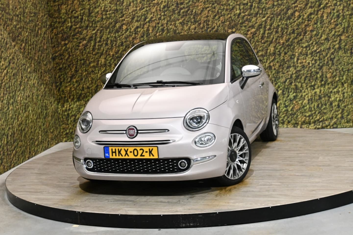 Fiat 500 - 1.0 Hybr. Star | Pink | P. sensor | Cruise cntrl. | Carplay - AutoWereld.nl
