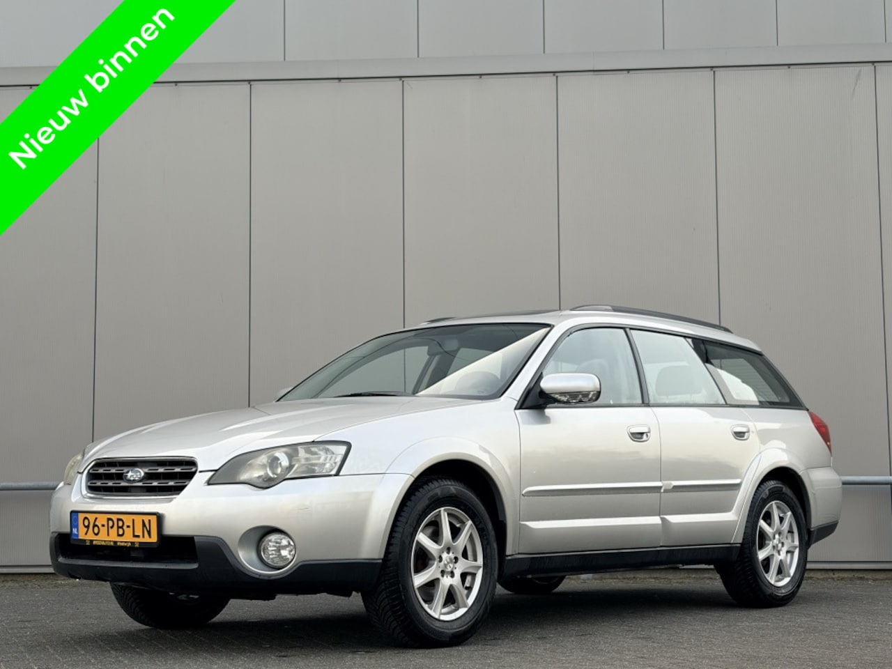 Subaru Outback - nap! - leder - trekhaak - 2.5i - AutoWereld.nl