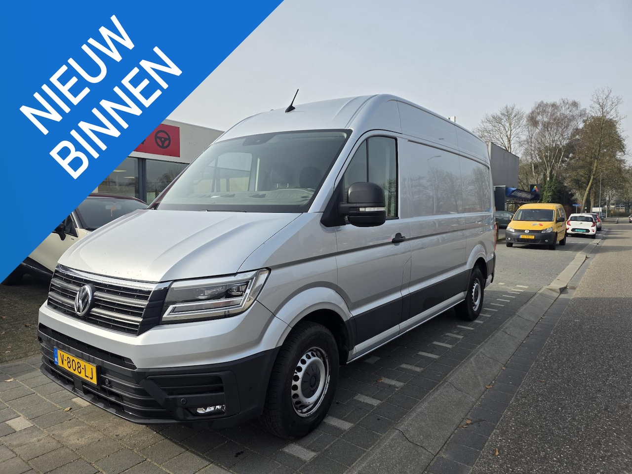 Volkswagen Crafter - 35 2.0 TDI L3H3 Highline automaat, cruise control, navigatie enz. - AutoWereld.nl