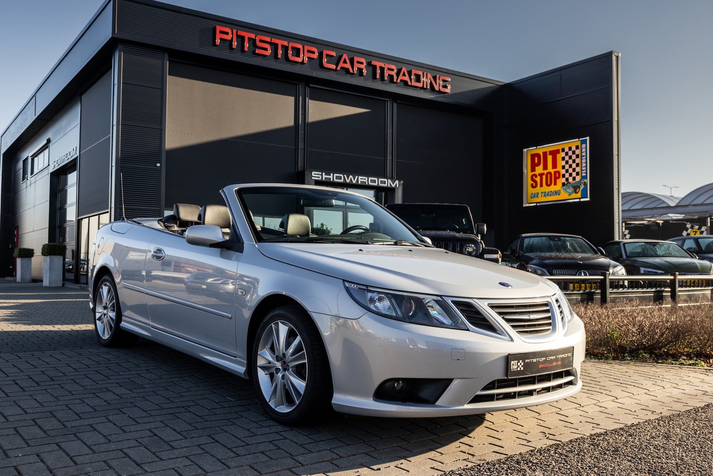 Saab 9-3 Cabrio - 2.0 T Vector 2.0T Vector, Hirsch 230pk, Windscherm, Nieuwstaat! - AutoWereld.nl