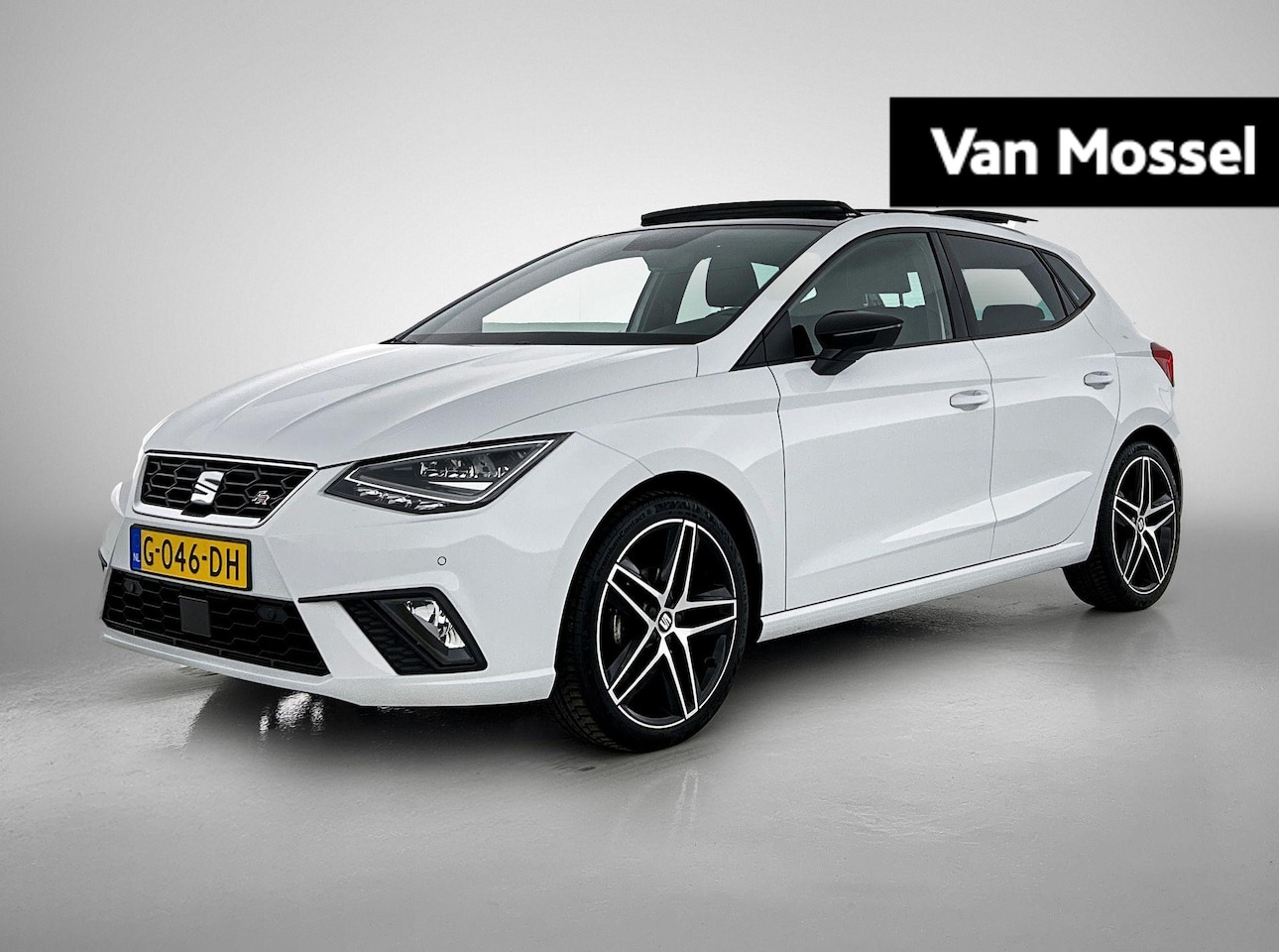 SEAT Ibiza - 1.0 TSI FR Business Intense | PANORAMADAK | CLIMATE CONTROL | LED | DIGITAAL DASHBOARD | B - AutoWereld.nl