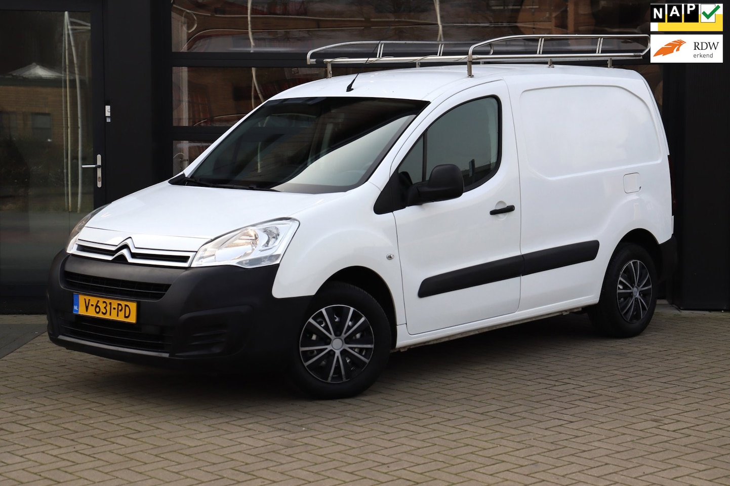 Citroën Berlingo - 1.6 BlueHDI 75 Club 1.6 BlueHDI 75 Club - AutoWereld.nl