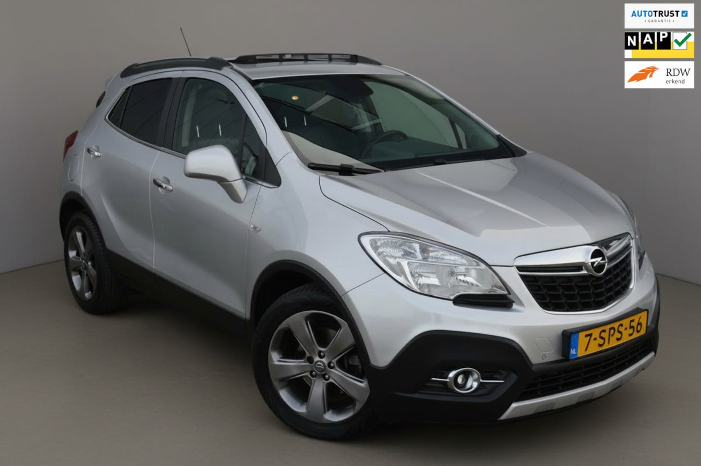 Opel Mokka - Schuifdak|Camera|Leder|Trekhaak|2e eigenaar! - AutoWereld.nl