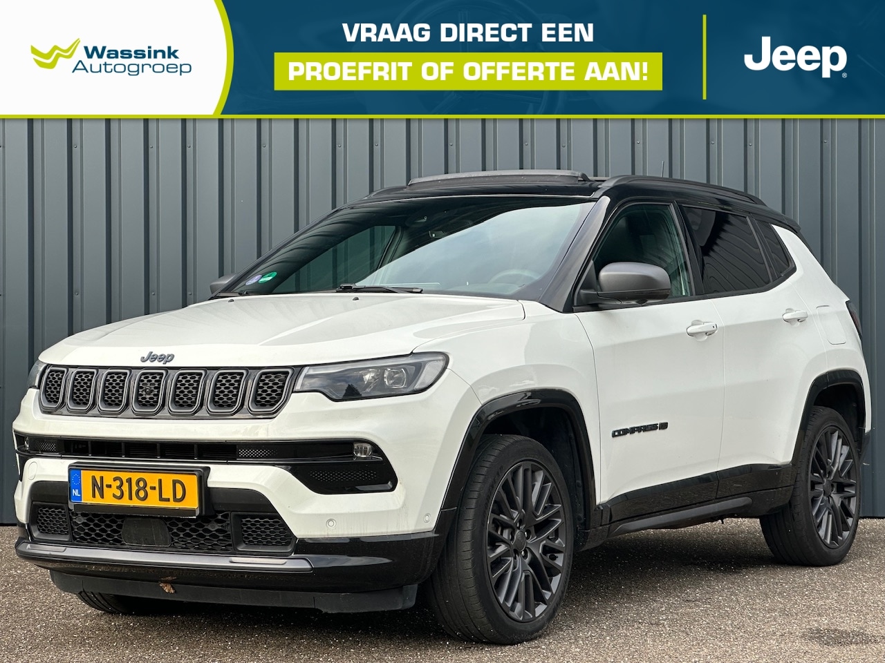 Jeep Compass - 1.3T 4XE 240pk EAWD Aut 80th Anniversary I Schuif/Kanteldak I Adaptieve Cruise I Camera V+ - AutoWereld.nl