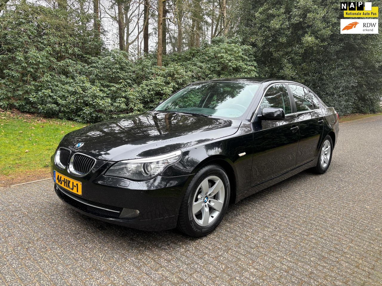 BMW 5-serie - 523i Executive Automaat / Navi Dealer onderhouden! - AutoWereld.nl