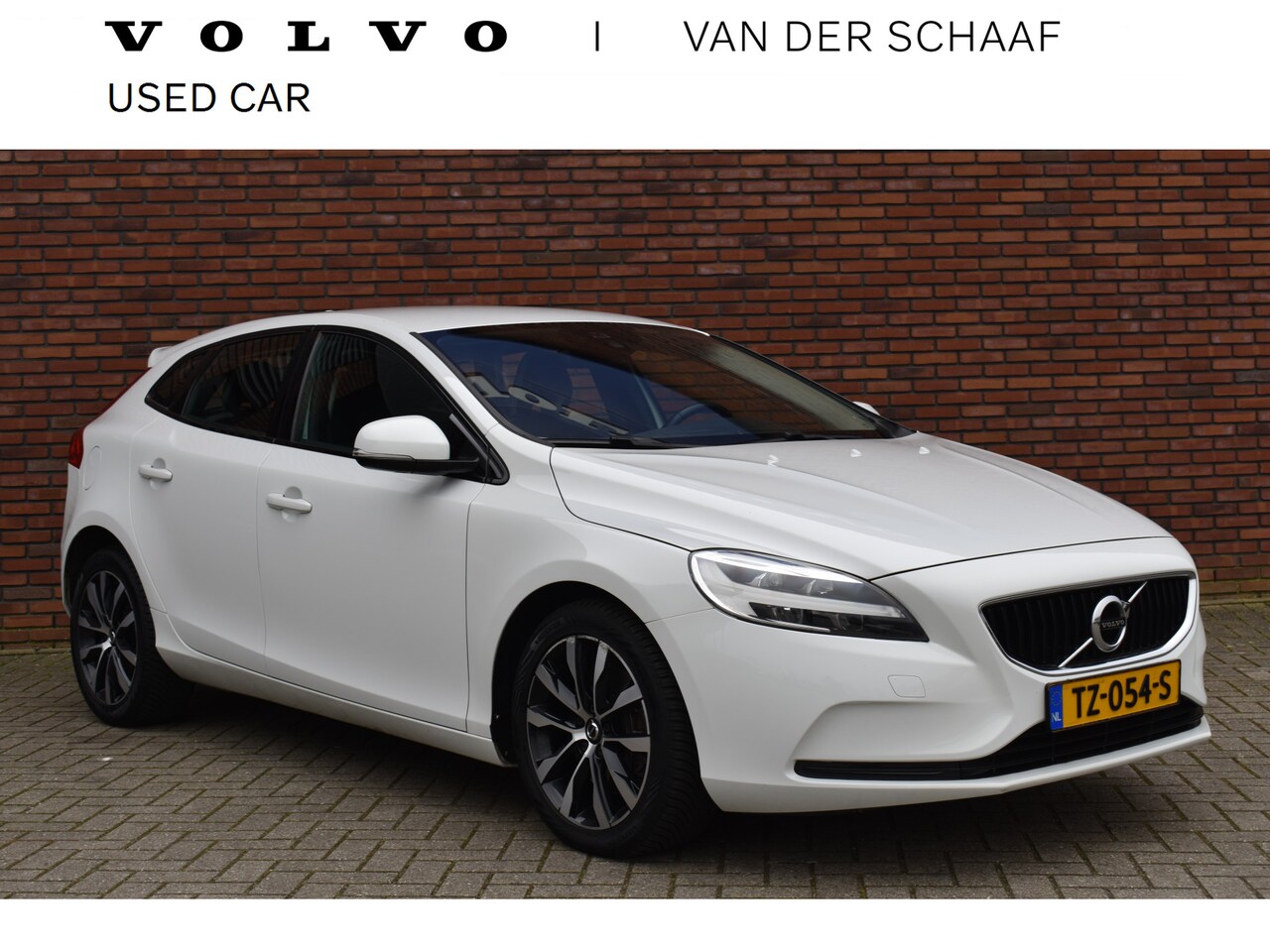 Volvo V40 - T3 152PK Automaat Dynamic Edition | Trekhaak | - AutoWereld.nl