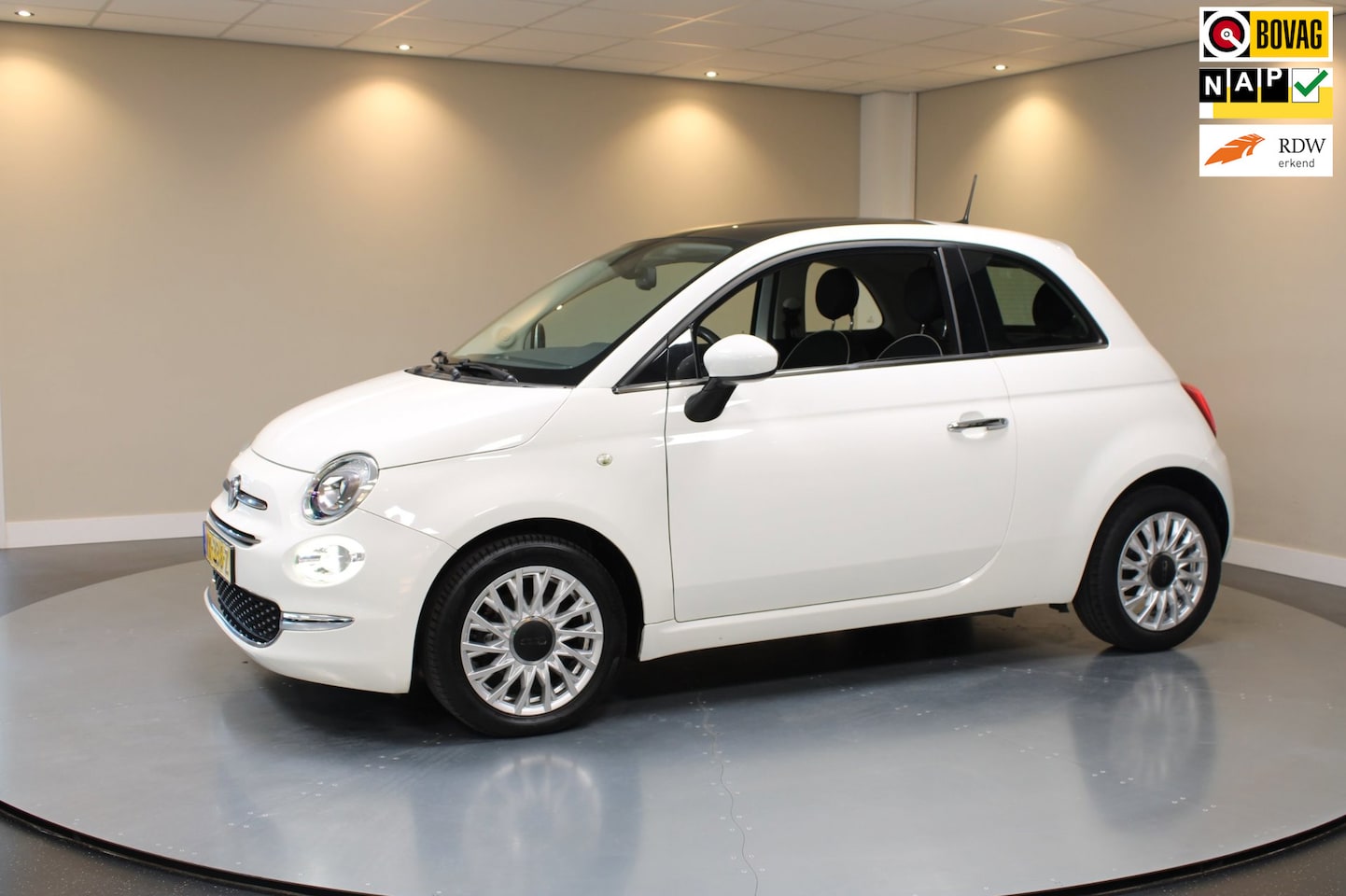 Fiat 500 - 0.9 TwinAir Turbo Lounge *Pano* Navi|DAB|PDC|Climate|NAP - AutoWereld.nl