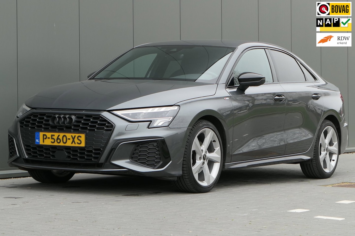 Audi A3 Limousine - 30 TFSI S edition S line Cruise NAP - AutoWereld.nl