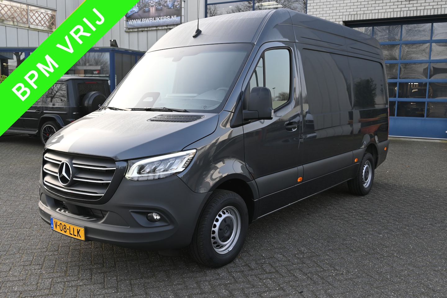 Mercedes-Benz Sprinter - 317 CDI L2H2 Pro LED, Geveerde stoel, Smartphone integratie pakket, Navigatie - AutoWereld.nl