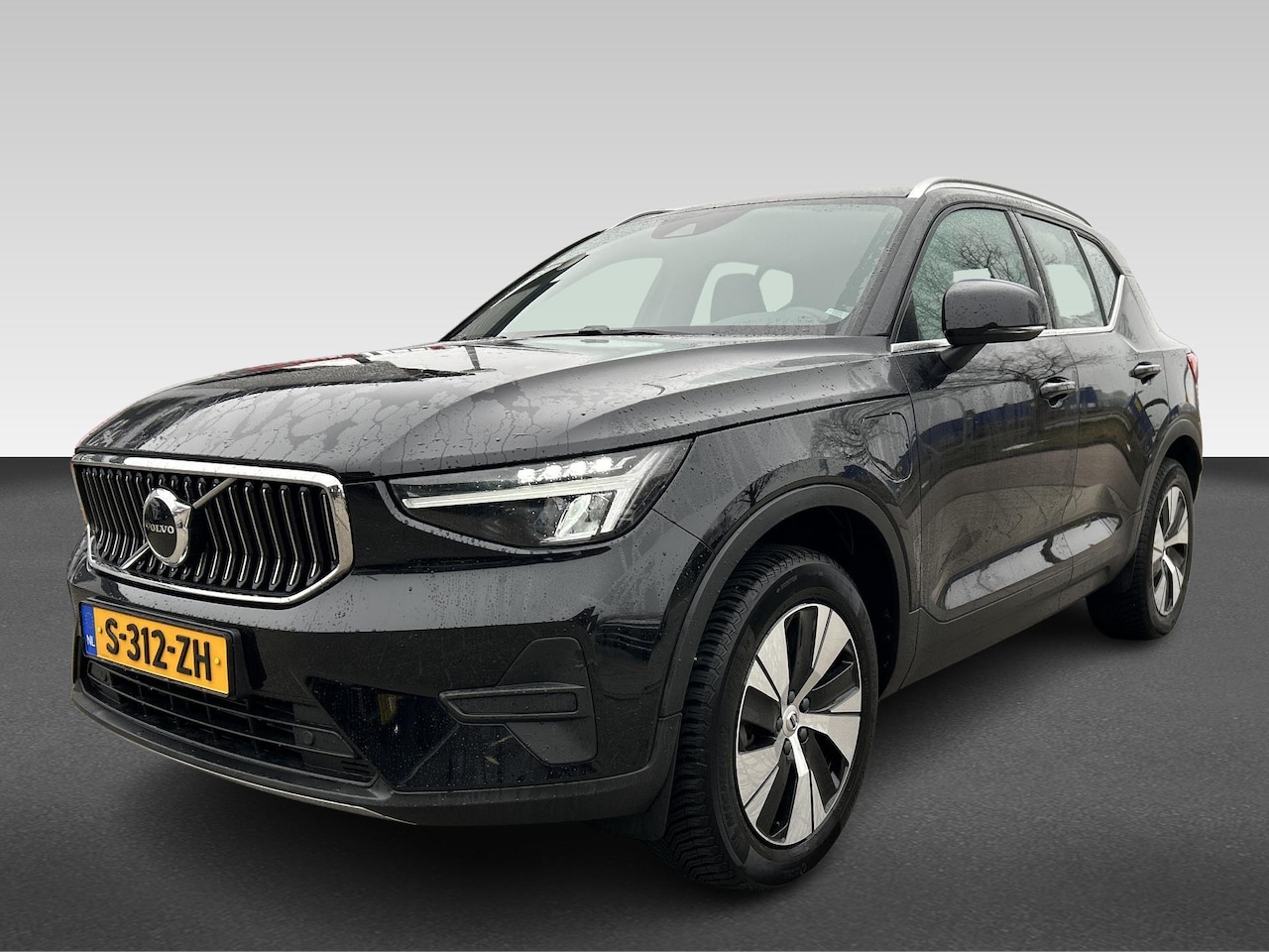 Volvo XC40 - 1.5 T4 Plug-in hybrid Core Bright - AutoWereld.nl