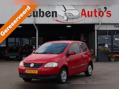Volkswagen Fox - 1.2 Trendline Radio cd speler, Elektrische ramen, APK tot 28-03-2026
