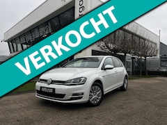 Volkswagen Golf - 1.2 TSI CUP NAVIGATIE, PDC, STOELVERWARMING