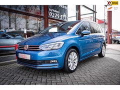 Volkswagen Touran - 1.4 TSI Highline | Automaat | Key-less | Navigatie | Parkeer hulp | LED | App-connect |