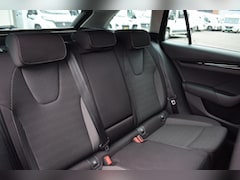 Skoda Octavia Combi - 1.0 e-TSI Business Edition | Apple CarPlay | Stoelverw. | Camera | Sportstoelen
