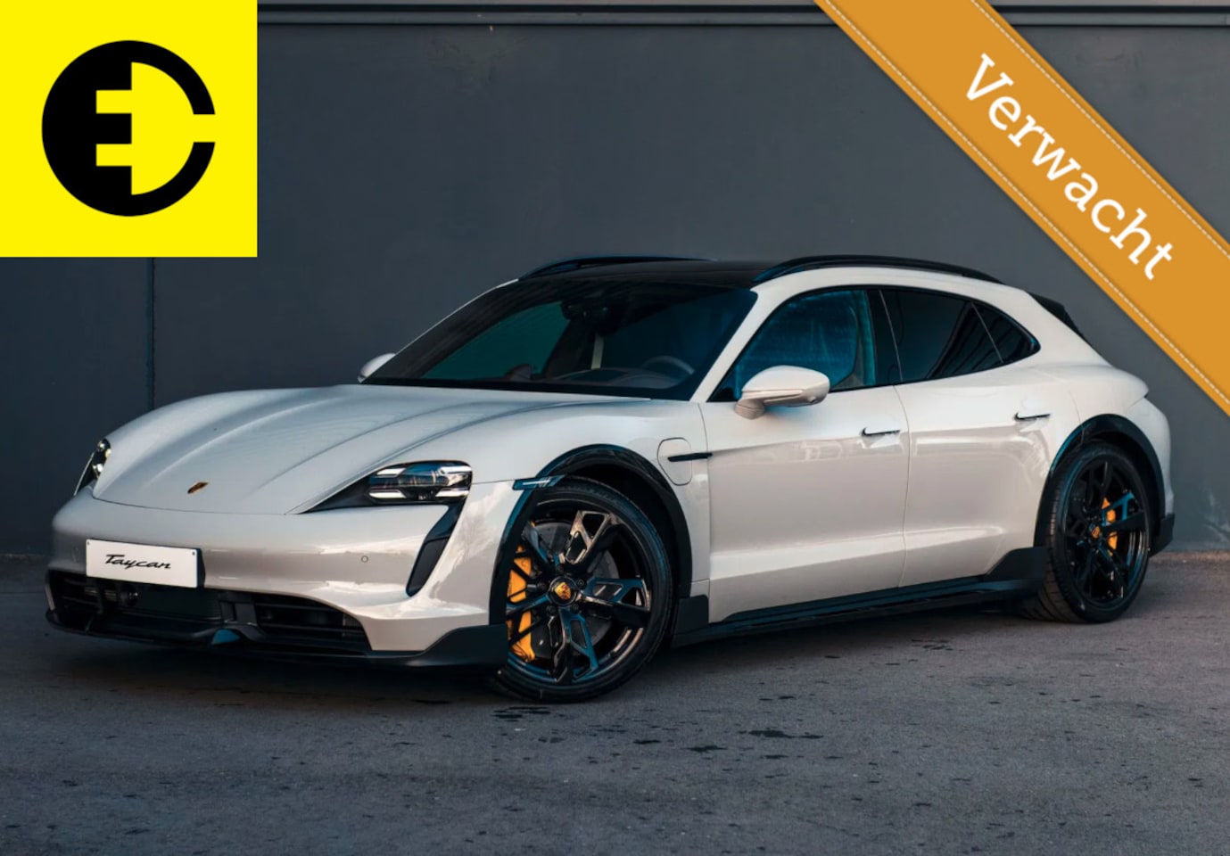 Porsche Taycan Cross Turismo - 4S 93 kWh | Sportchrono | Panoramadak | Incl.BTW - AutoWereld.nl