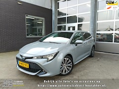 Toyota Corolla Touring Sports - 1.8 Hybrid Business Plus | Automaat | Keyless | Cruise + Climate Control | Achteruitrijcam