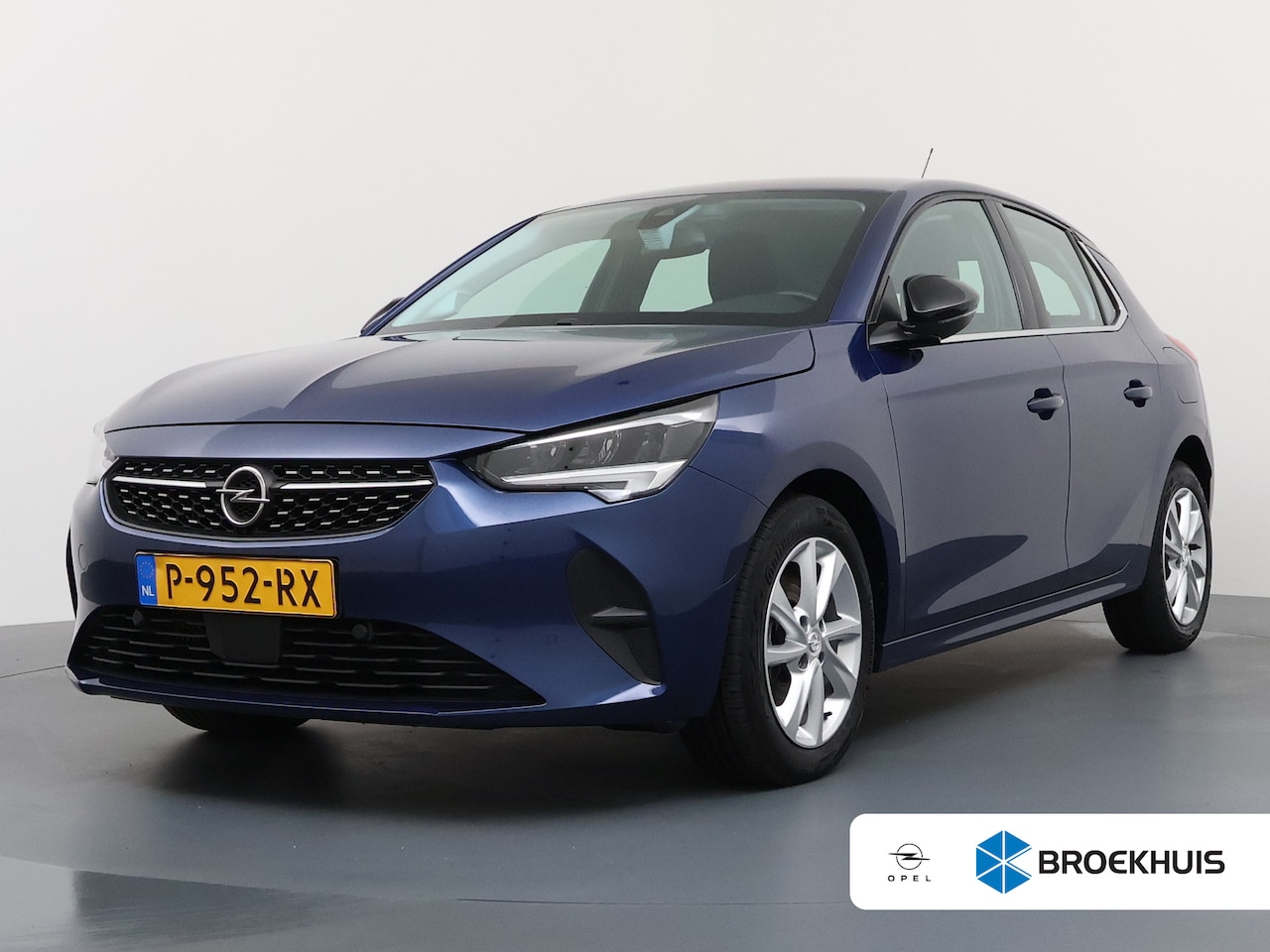 Opel Corsa - 1.2 Elegance Navigatie / Camera / Parkeersensoren / Carplay / Keyless /  ECC / LED / 16'' - AutoWereld.nl
