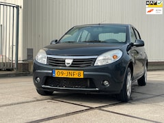Dacia Sandero - 1.2 Lauréate 2009 5drs Airco Nap